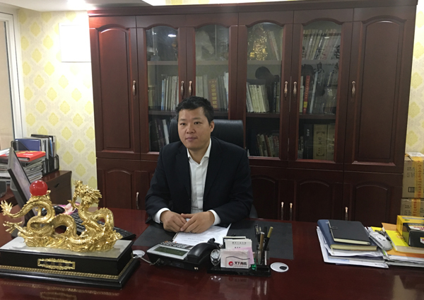 蒙太奇董事長趙廣全攜全體員工給大家拜年啦！